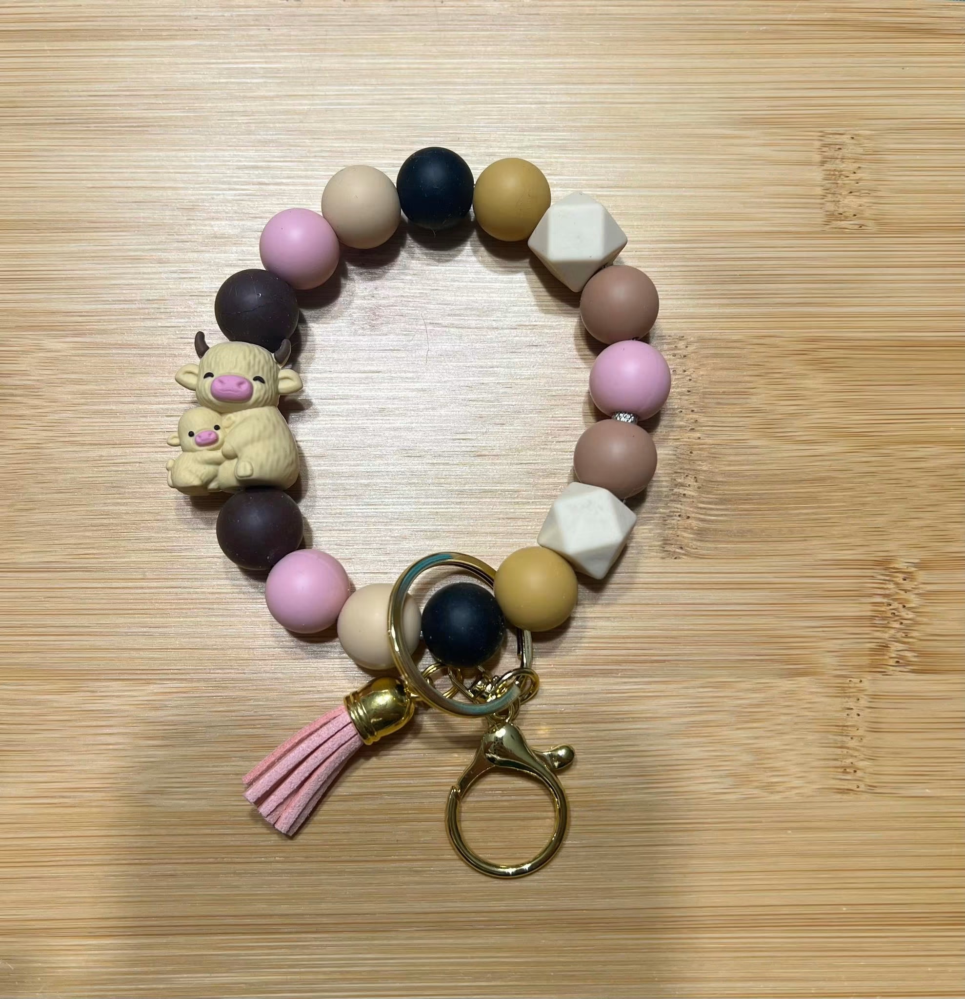 Mom and baby cow keychain